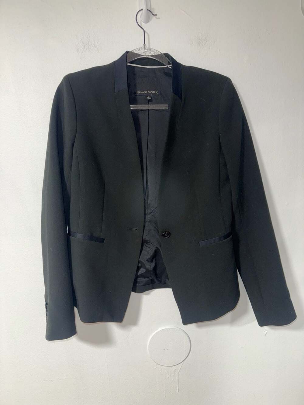 Banana Republic Blazer Size 4 Black Tuxedo